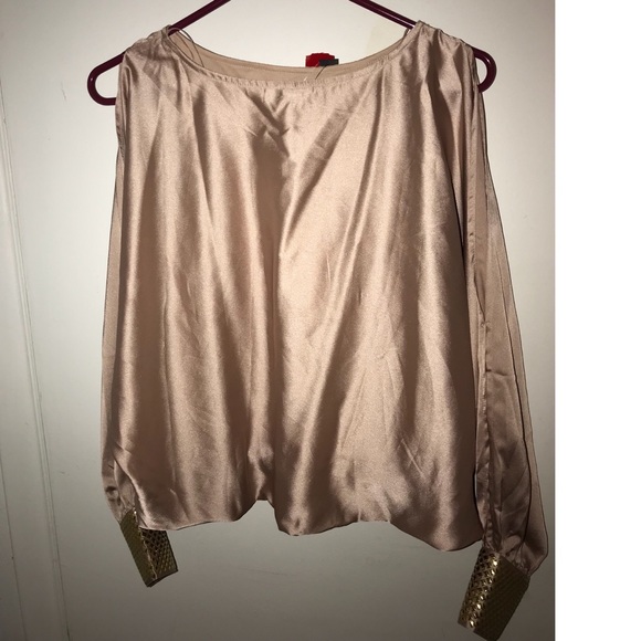 Top - Picture 3 of 7